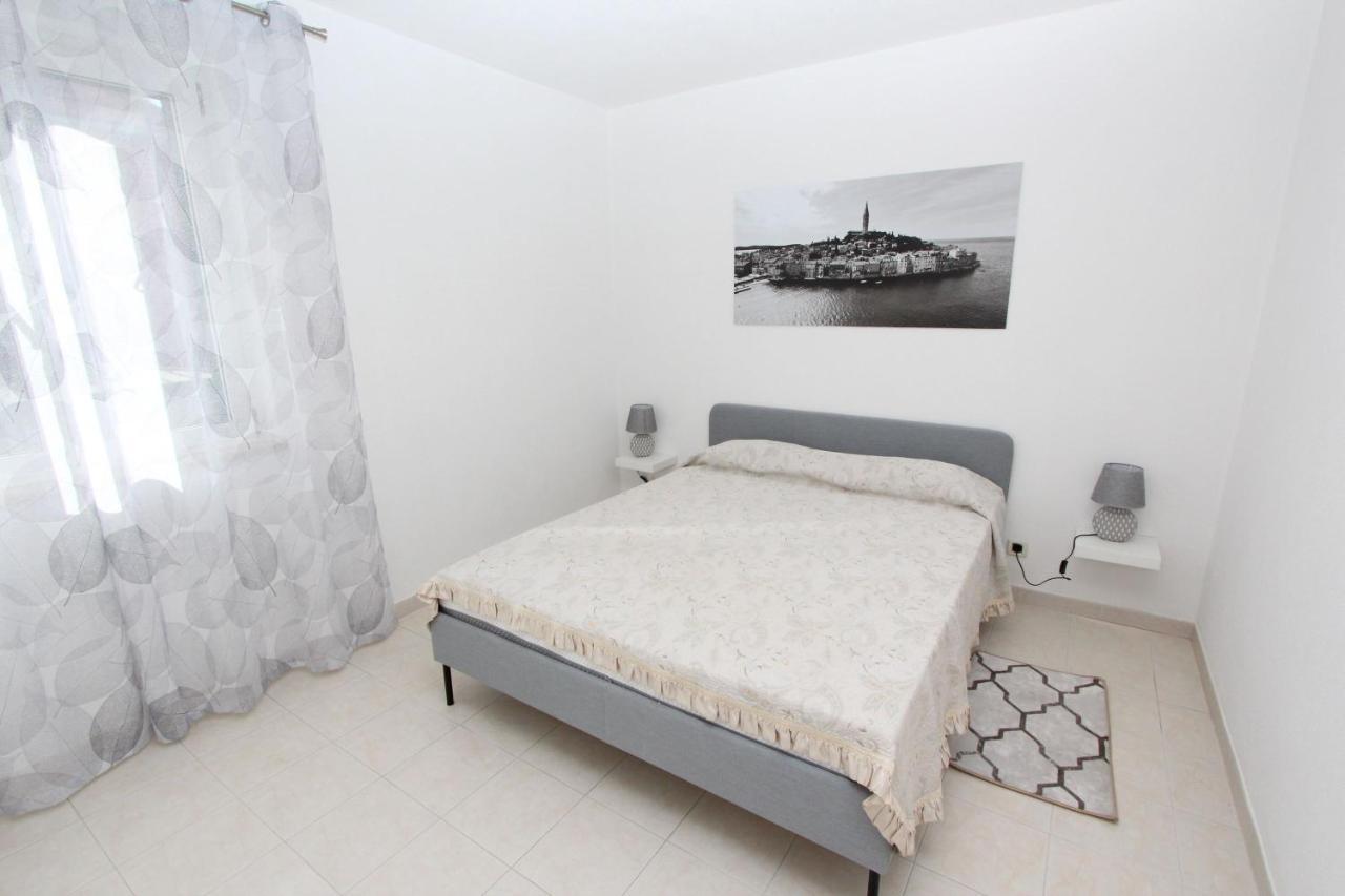 Apartment Stellina Ровинь Экстерьер фото